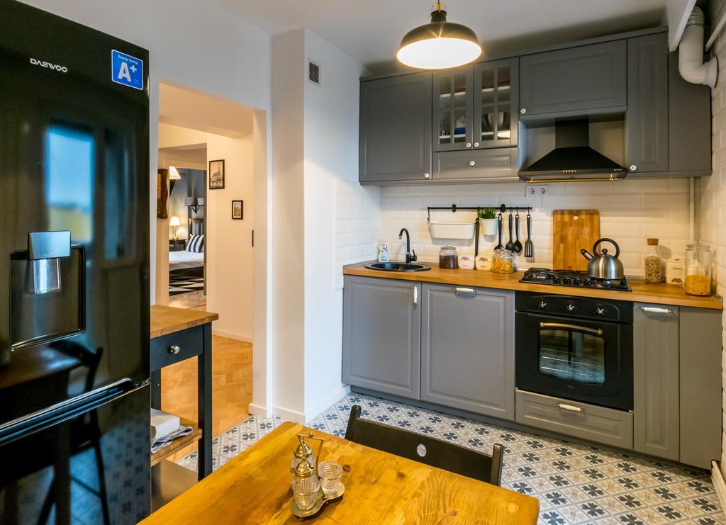 Downtown Wonder Apartament คลูจ-นาโปกา ภายนอก รูปภาพ