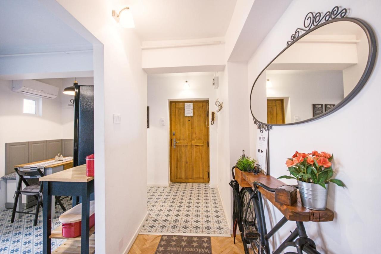 Downtown Wonder Apartament คลูจ-นาโปกา ภายนอก รูปภาพ