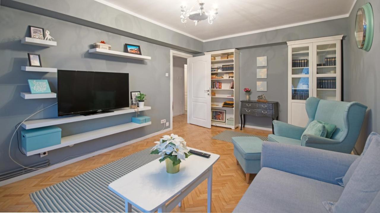 Downtown Wonder Apartament คลูจ-นาโปกา ภายนอก รูปภาพ