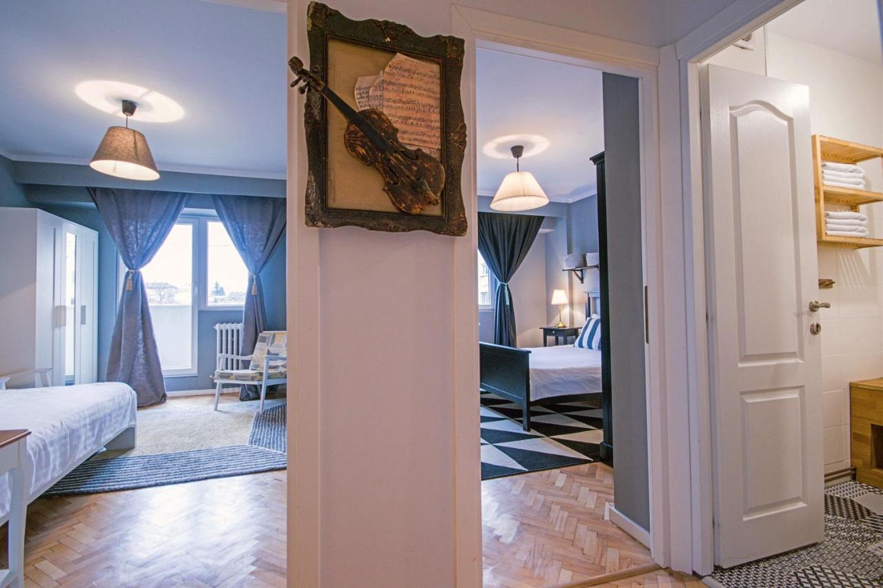 Downtown Wonder Apartament คลูจ-นาโปกา ภายนอก รูปภาพ